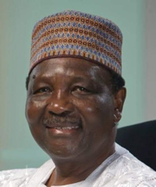 Unijos VC Heartily Felicitates With Gen. Yakubu Gowon on 90th Birthday ...